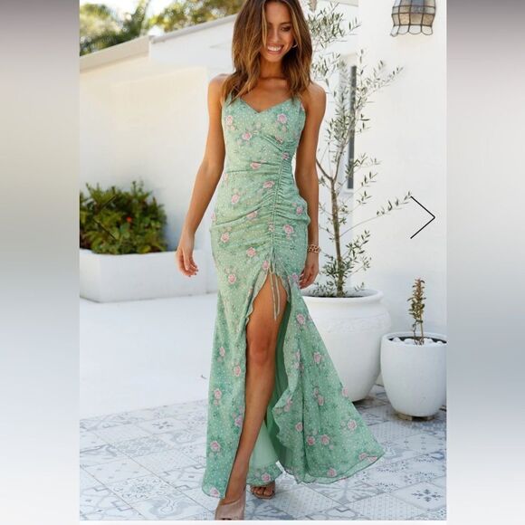 Hello Molly Dresses & Skirts - HELLO MOLLY Know My Worth Maxi Dress Floral Ruffle Ruched, Size L Green NWT